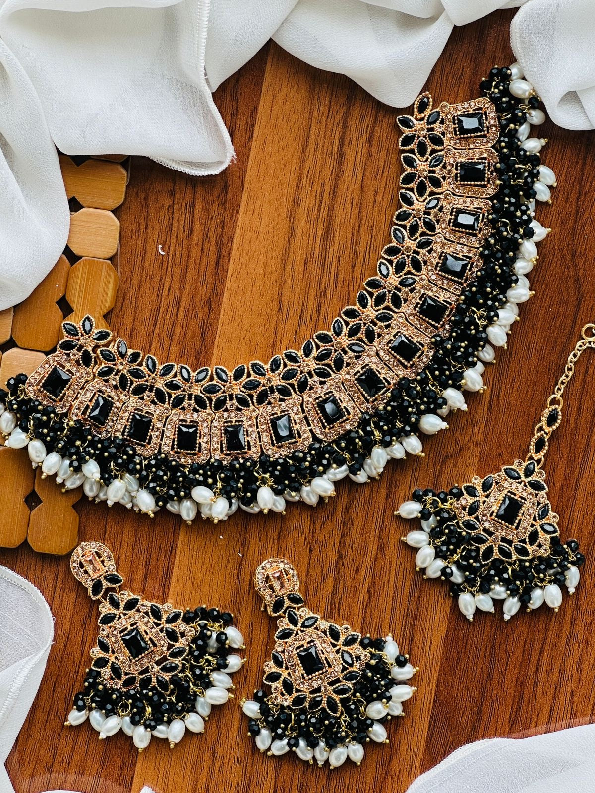 Zircon necklace set