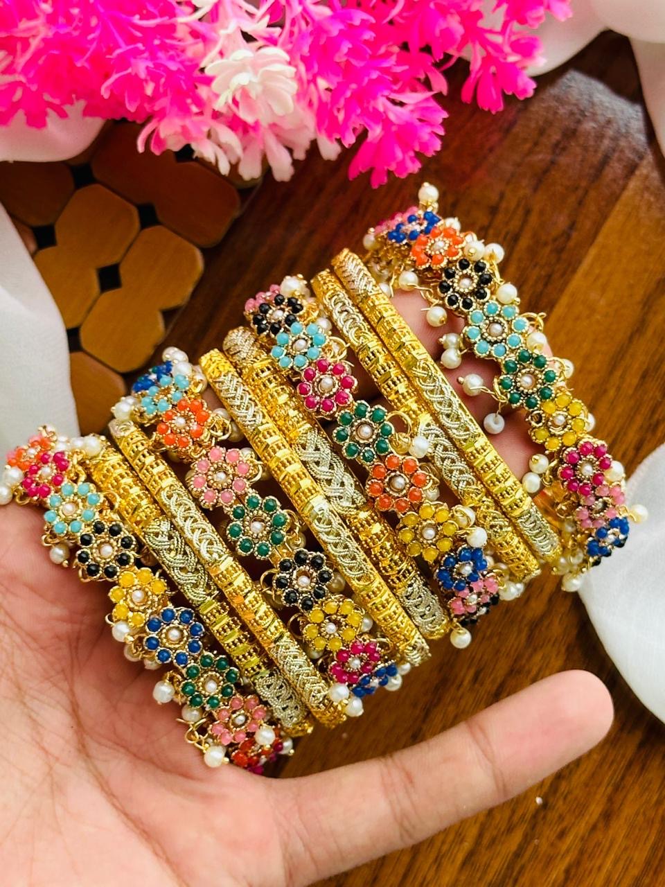 Nauratan 4pcs bangle set