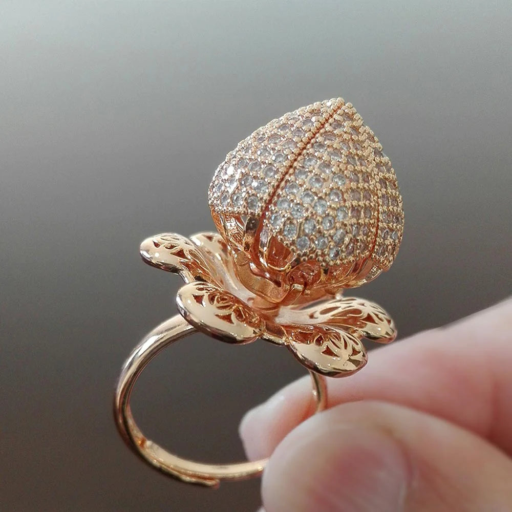Flower Bloom Ring Gold & Zircona Stones