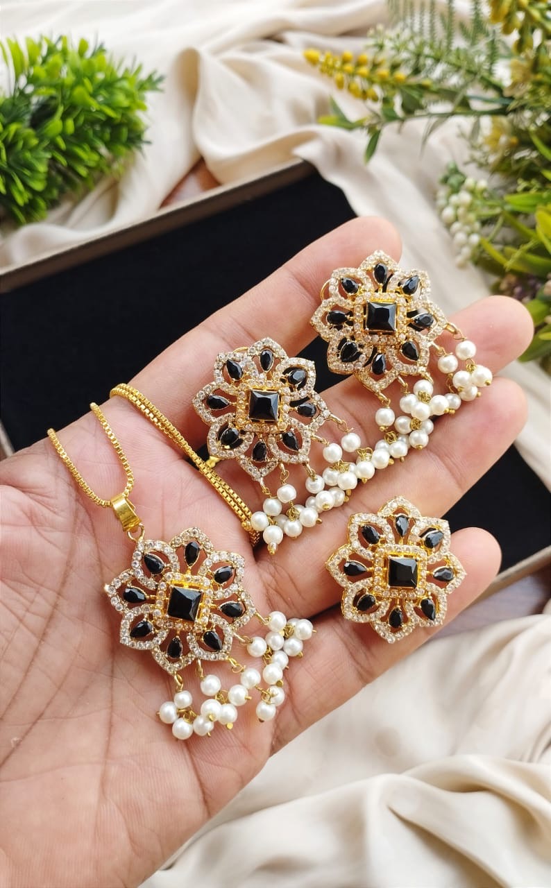 Kit/pendant sets
