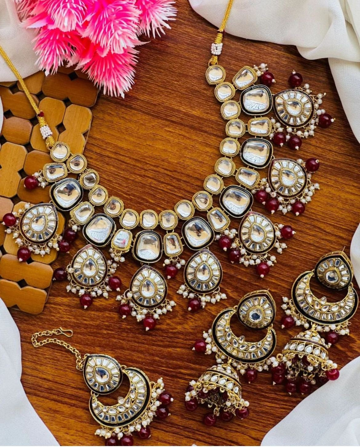 Kundan necklace set