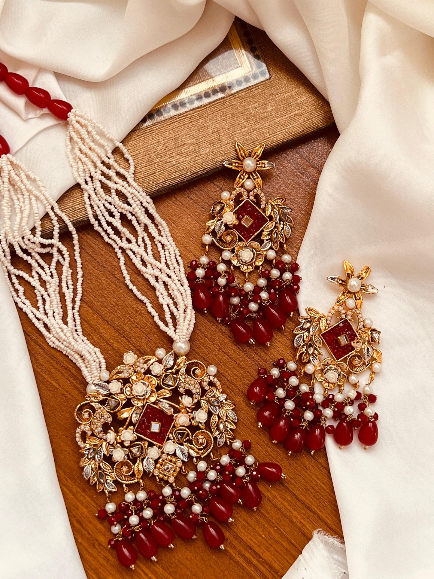 beautiful Elegant crush mala Earing
fine quality