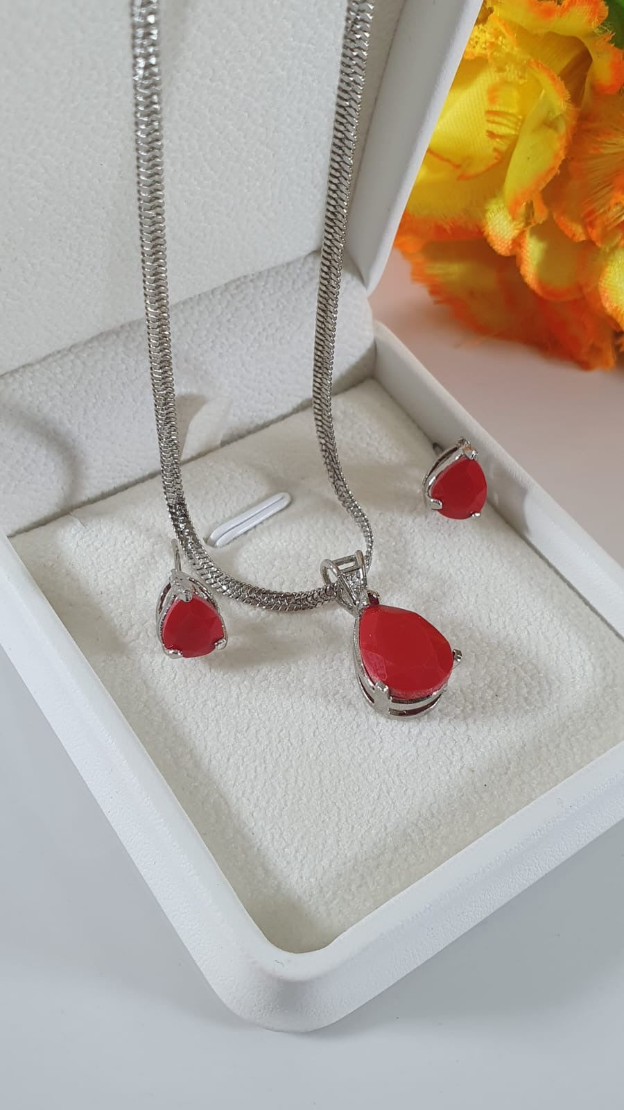 *Kit/Pendant Sets*