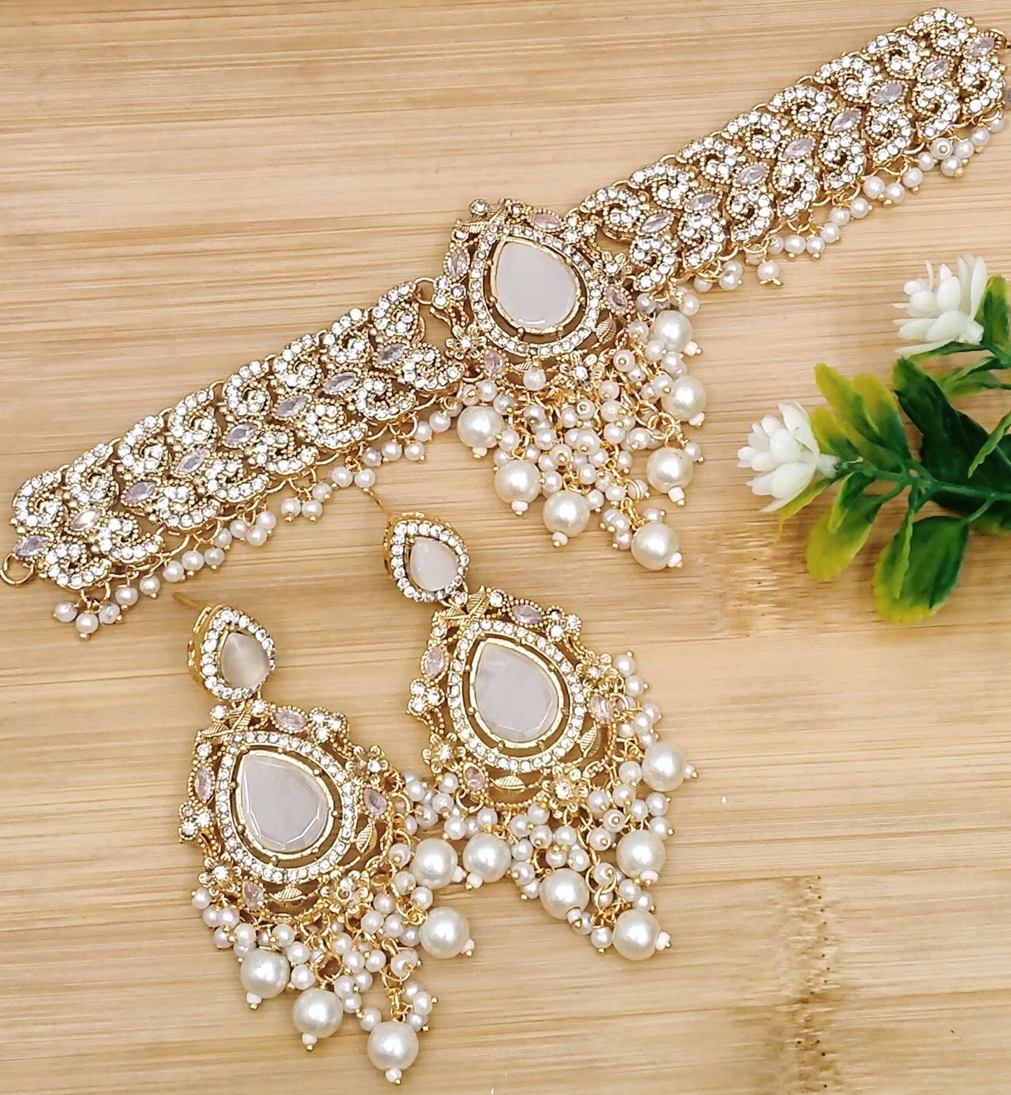 Zircon work choker set