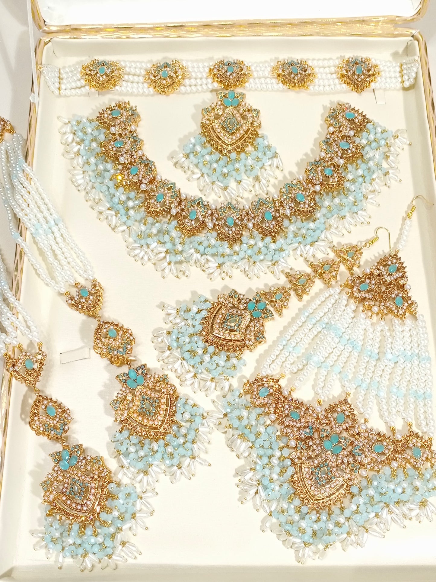 *Nauratan Bridal Set with Jhoomar & Tikka*
