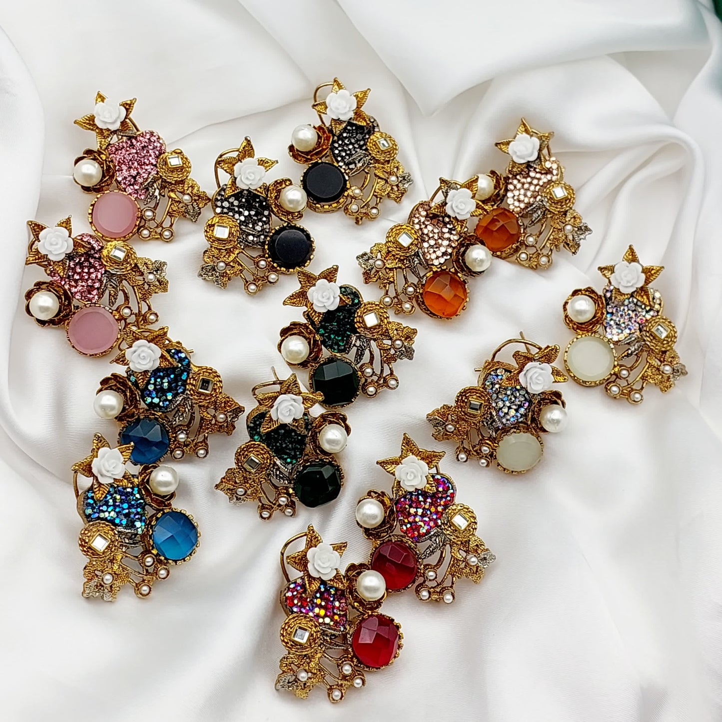 Studs/earrings