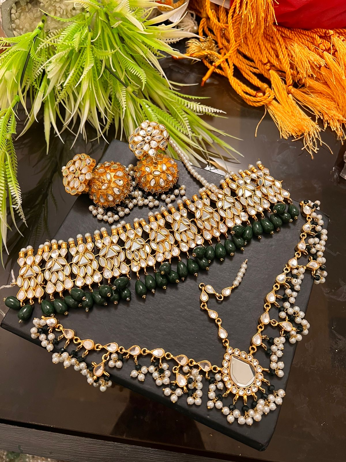 Farahiii Kundan set