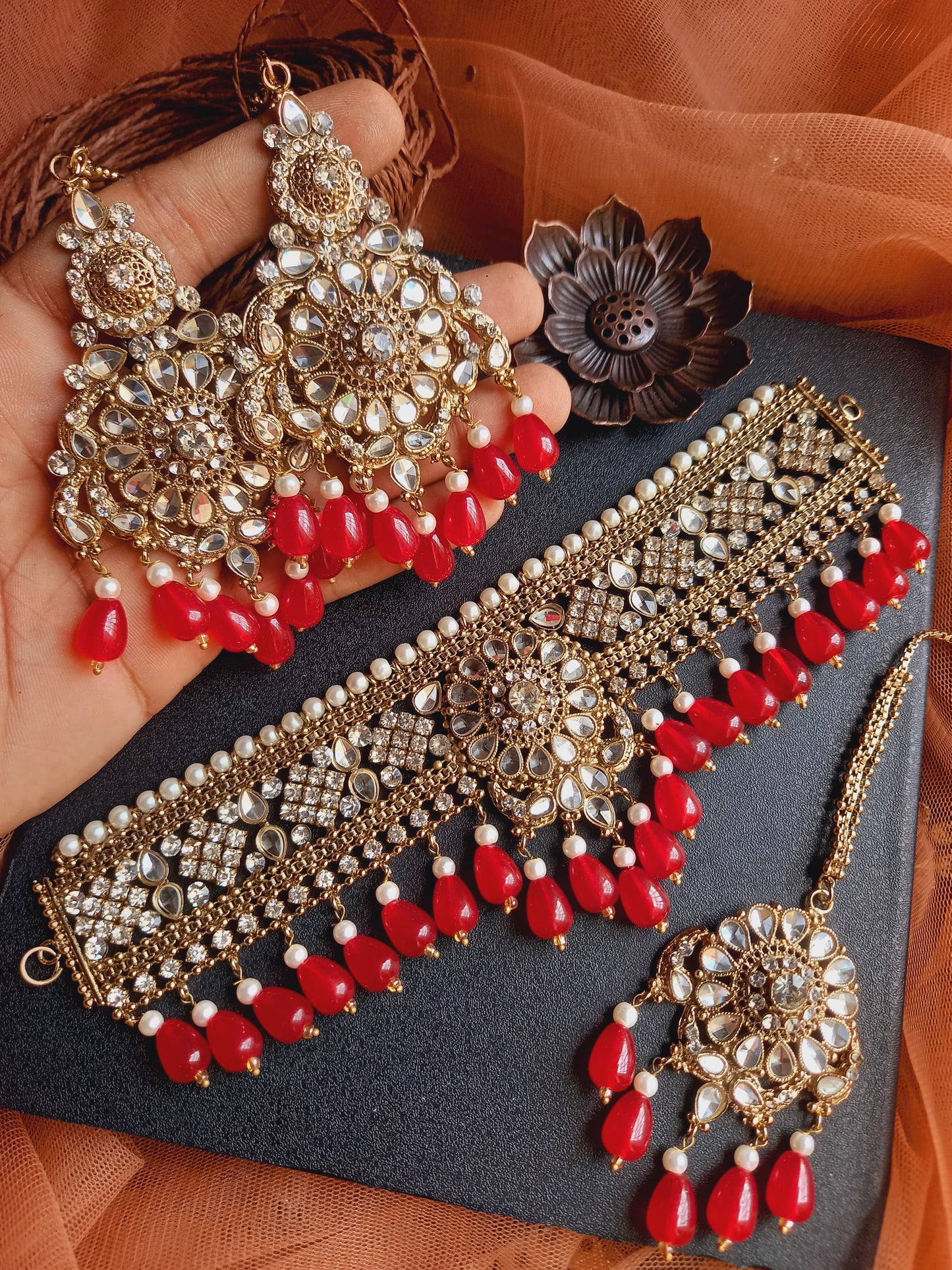 Kundan choker set
