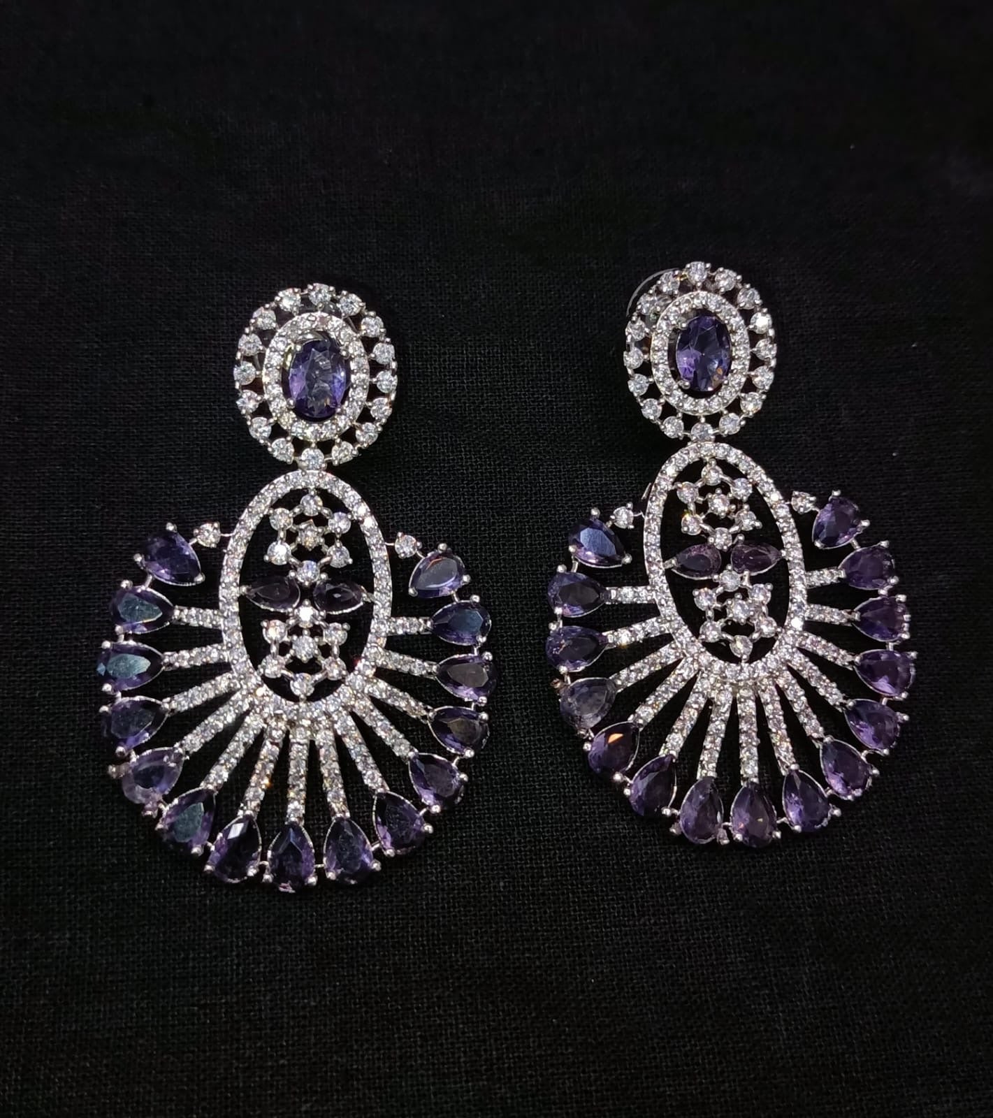 Zircon earrings 2