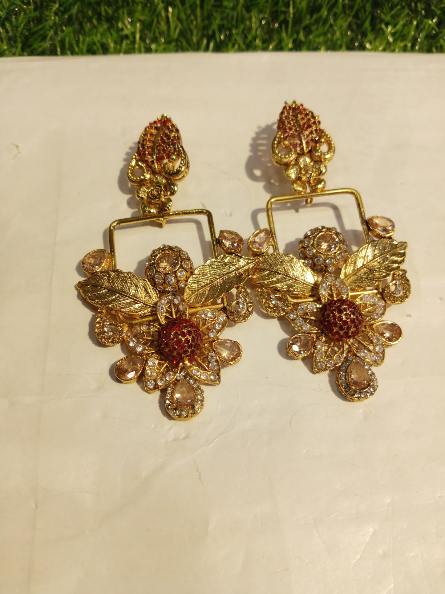 *stylish Earrings*