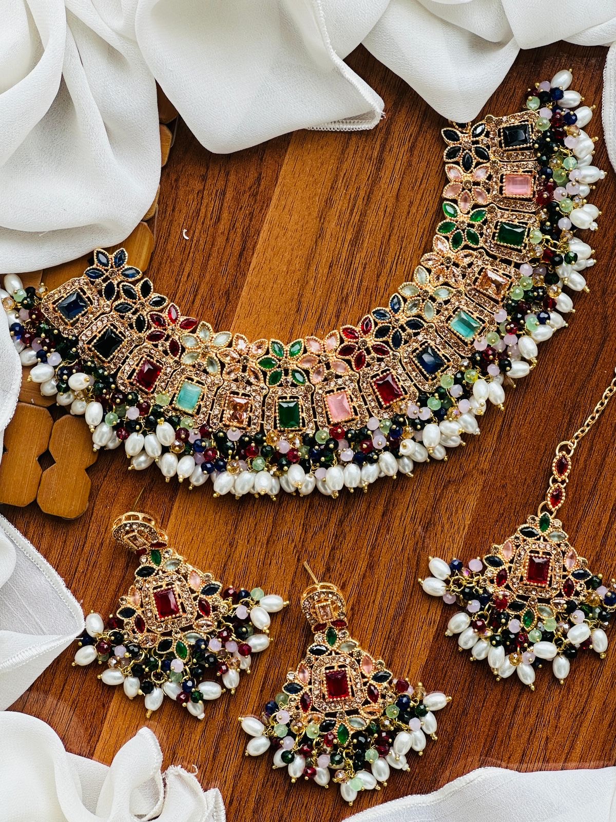 Zircon necklace set