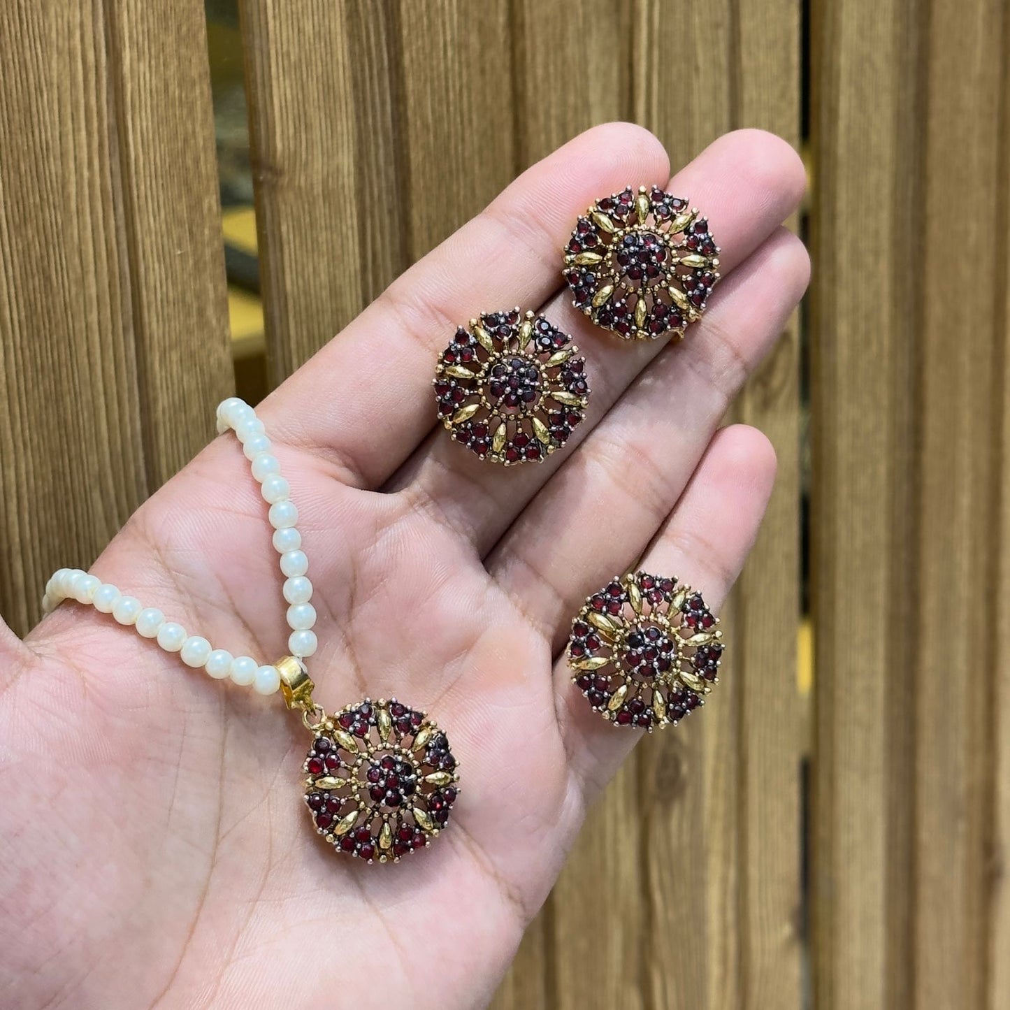 Pendant kit set