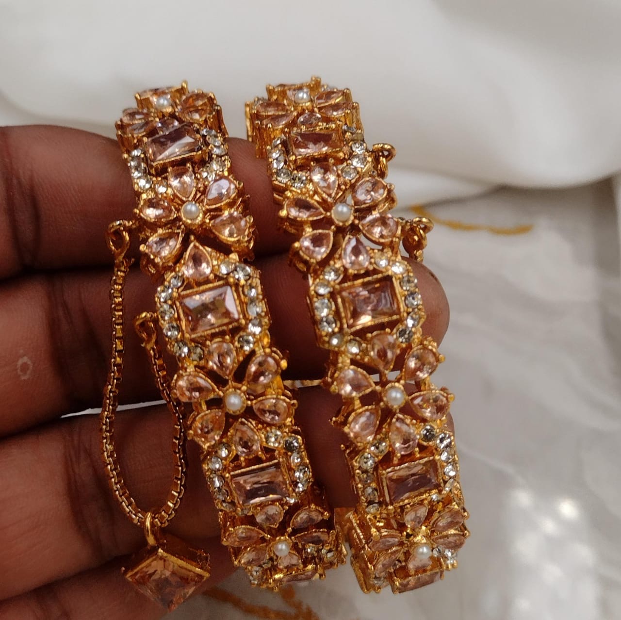 Fancy openable Kara’s