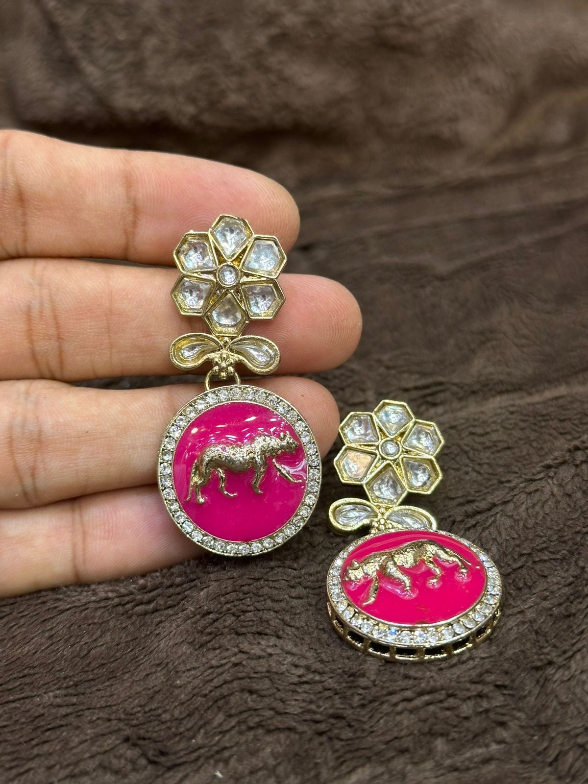 *Stylish Earrings*