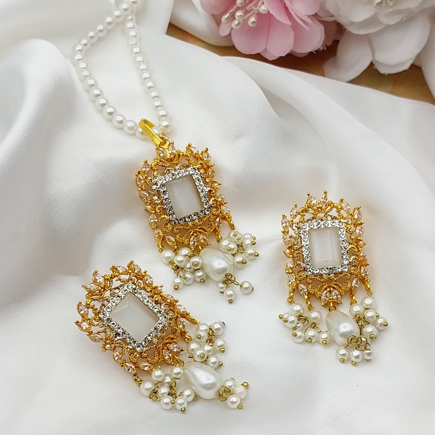 Zircon pendant/kit sets