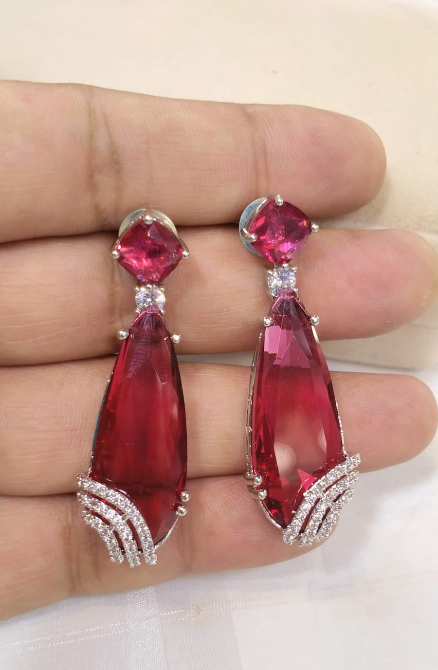 Zircon danglers
