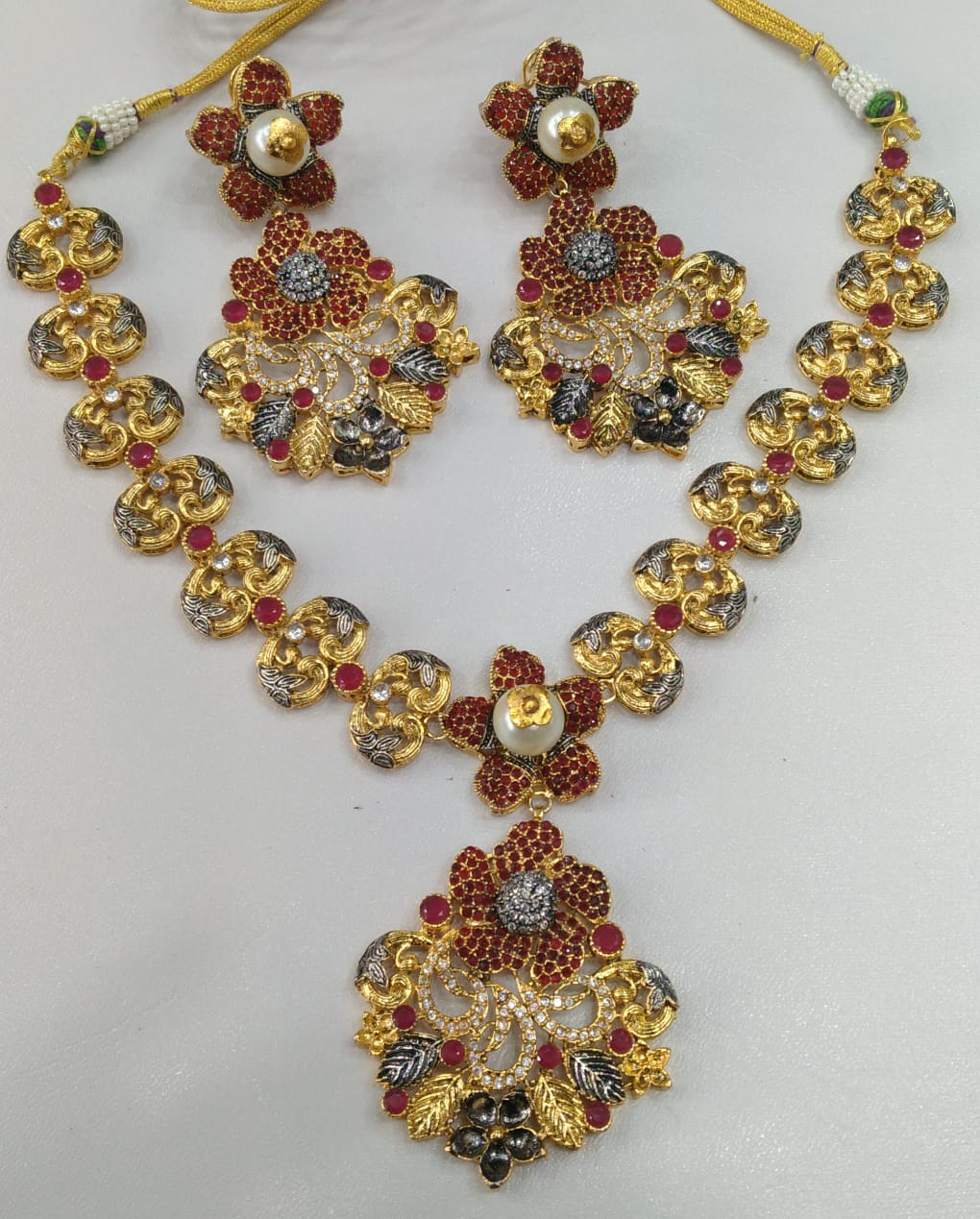 Modern necklace set 2