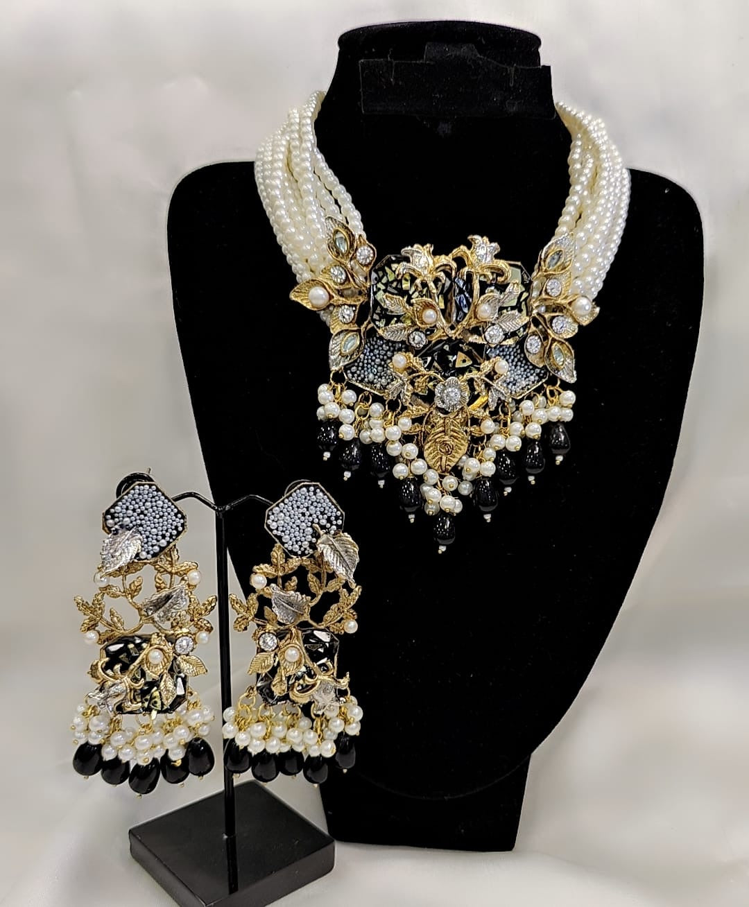 Designer collection Handmade turkish work chokkar with big size earrings