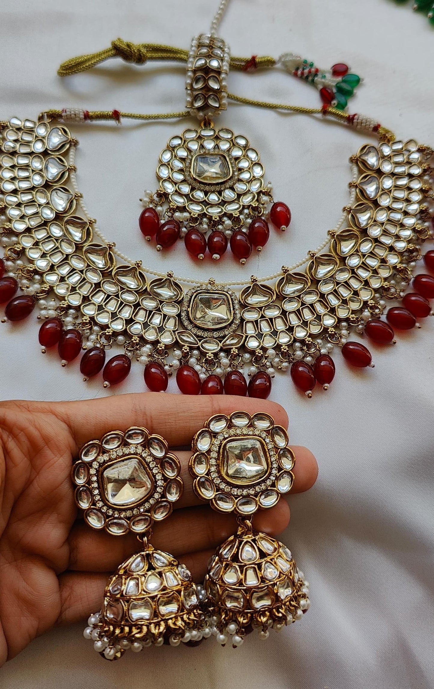 Indian uncut Kundan necklace with jhumke & bindia set