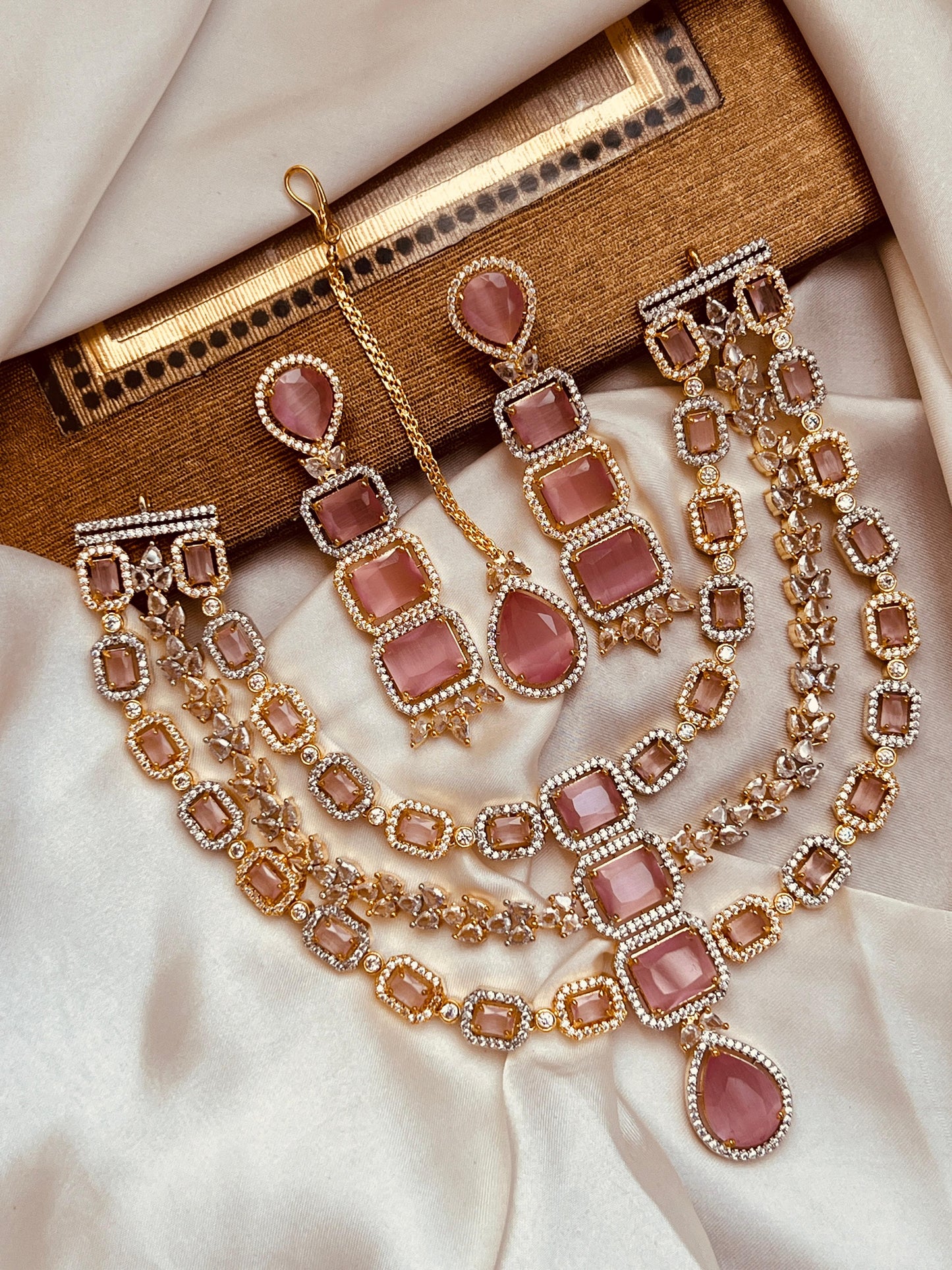 Multilayered Silver plated high quality zircon sets