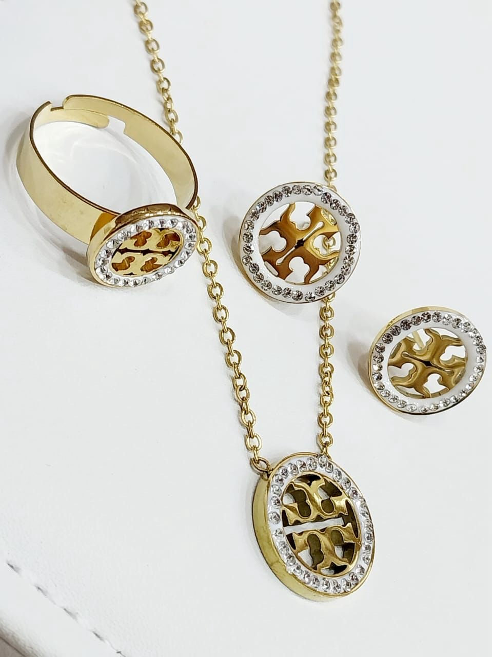 Kit/pendant sets