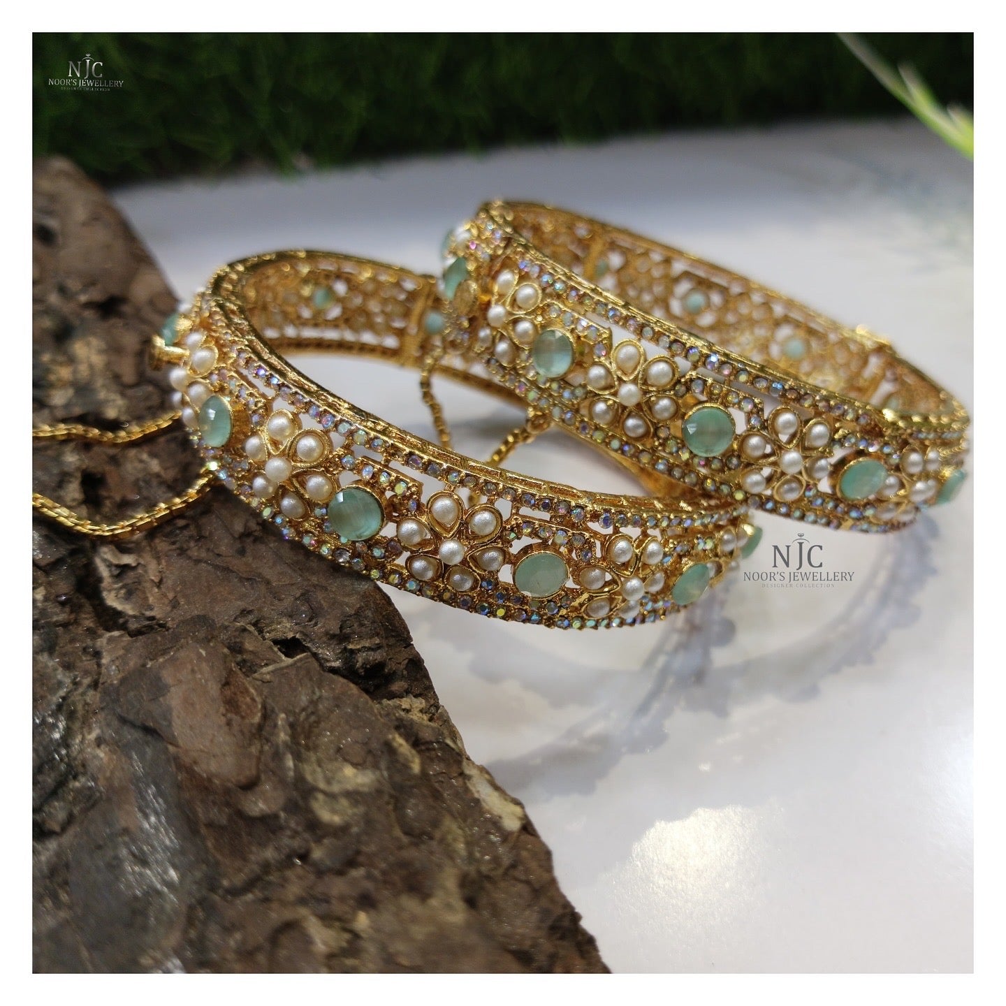 Goldplated Kara’s