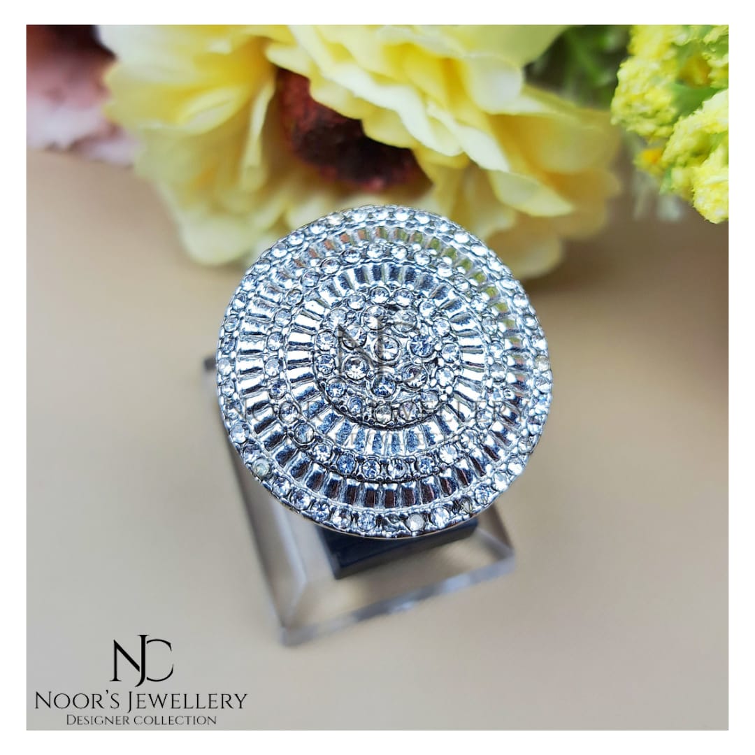 Zironian Big Ring