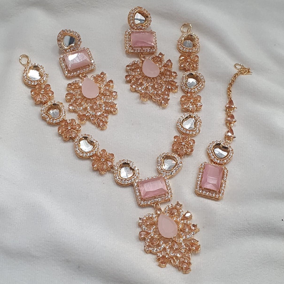 Stylish V Neck Set