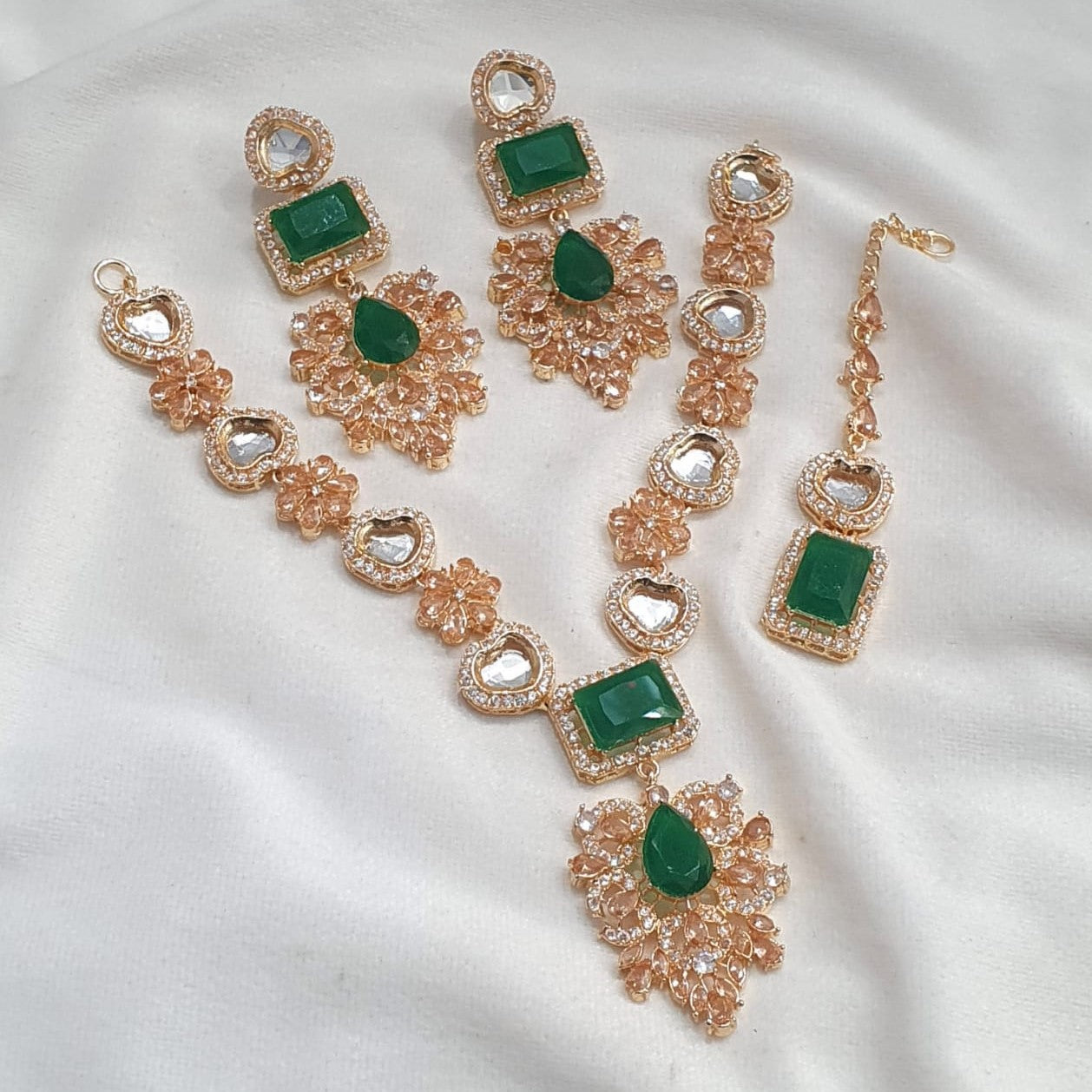 Stylish V Neck Set