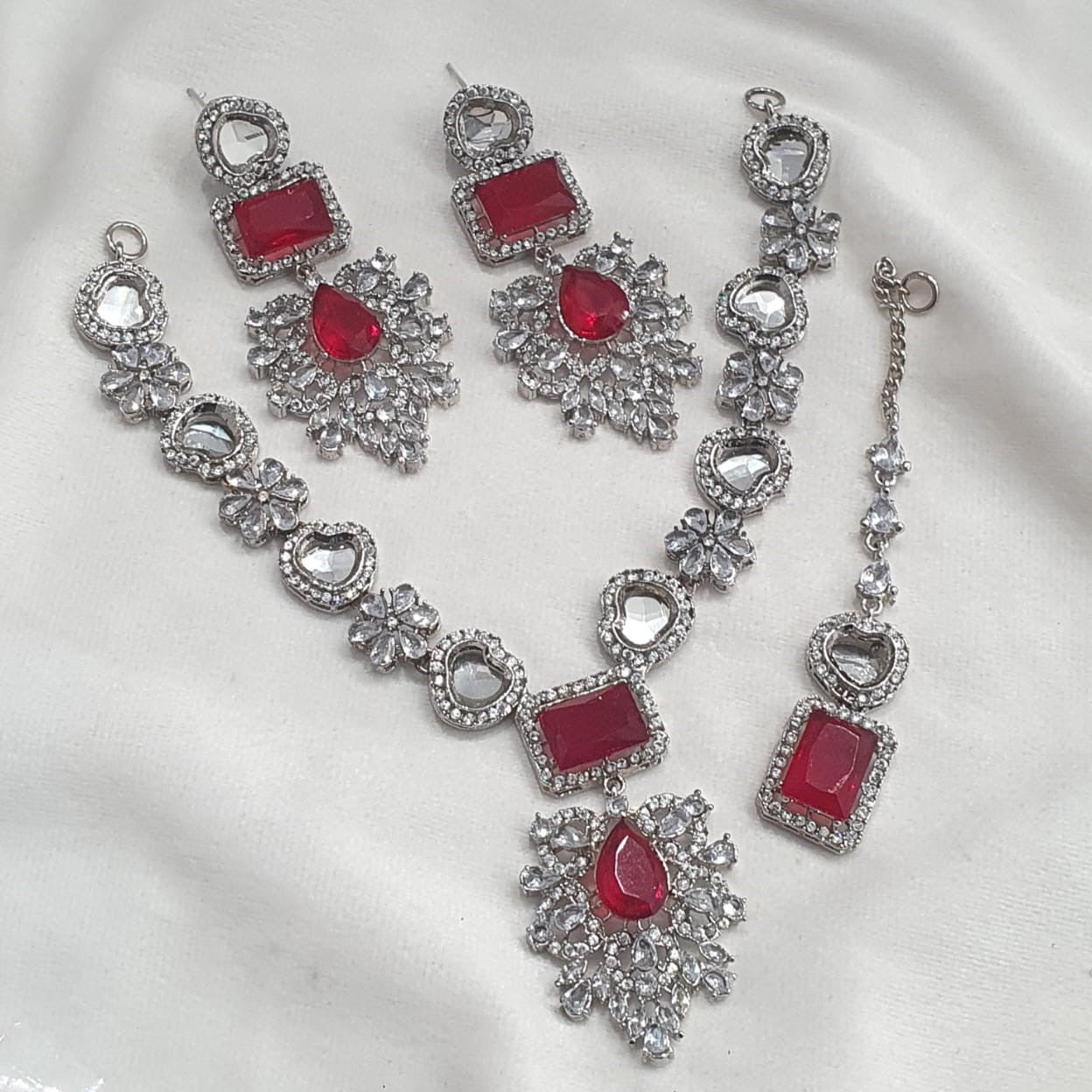 Stylish V Neck Set
