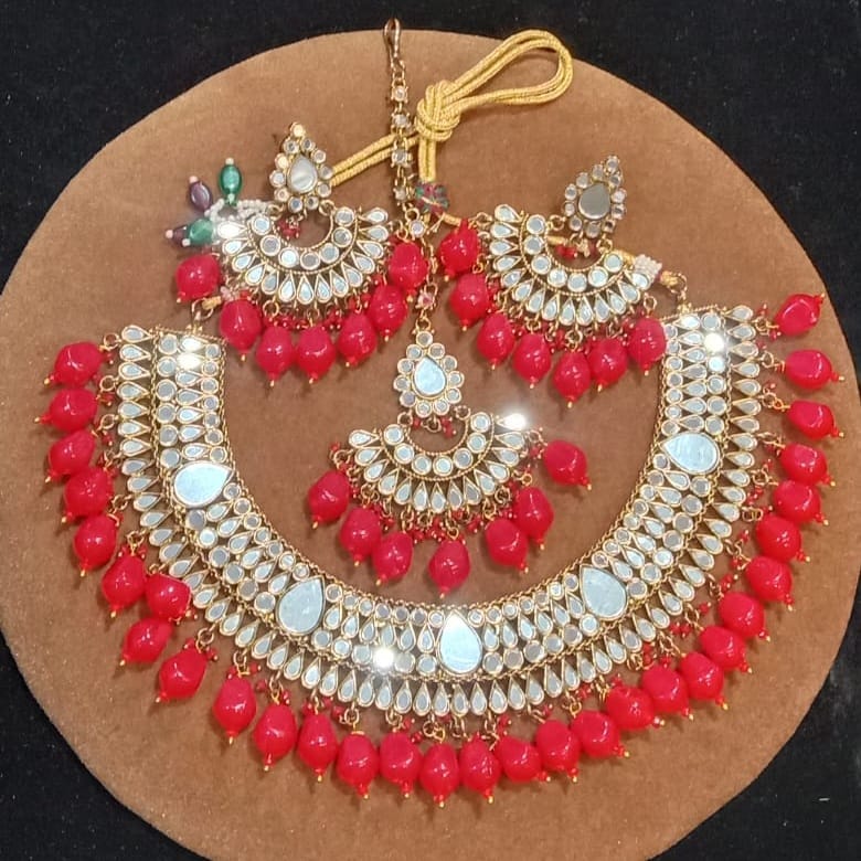 Seesh Kundan Sets