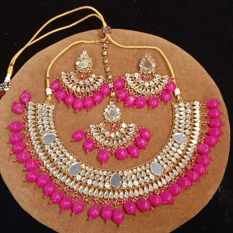 Seesh Kundan Sets