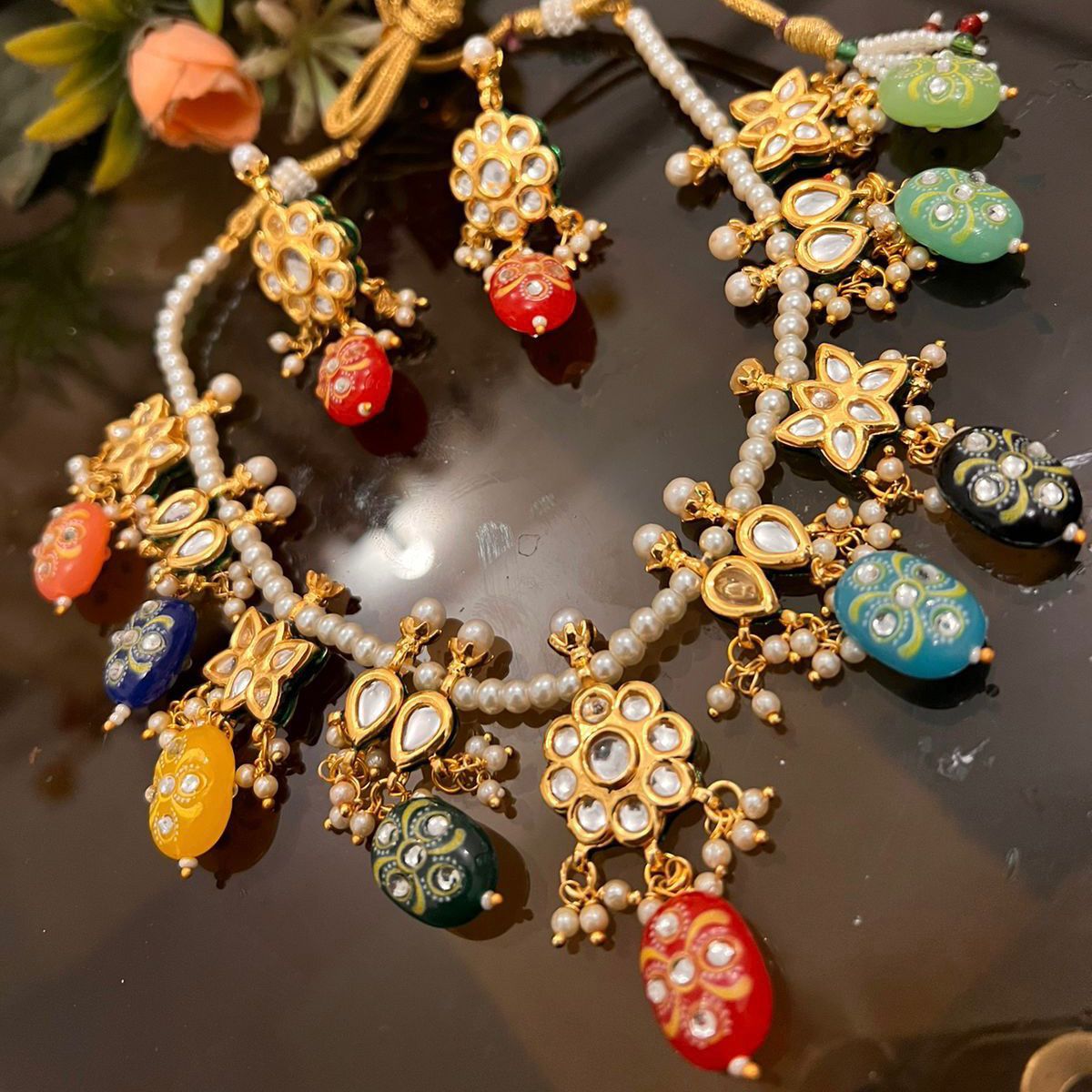 Kundan Sleek Sets