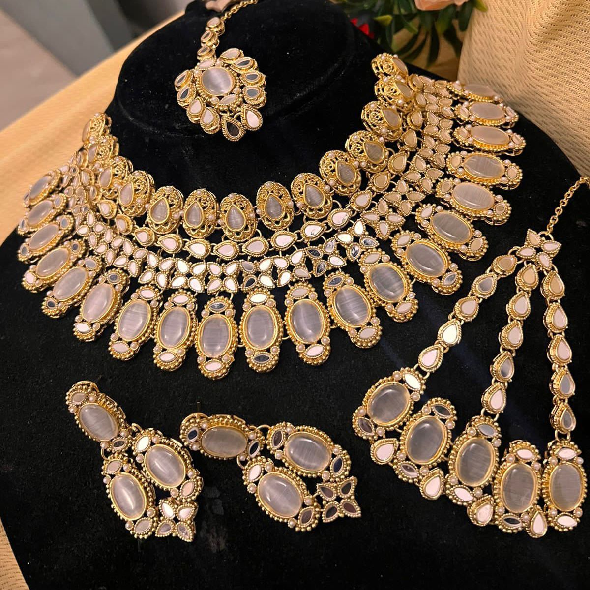 Classic Bridal Set