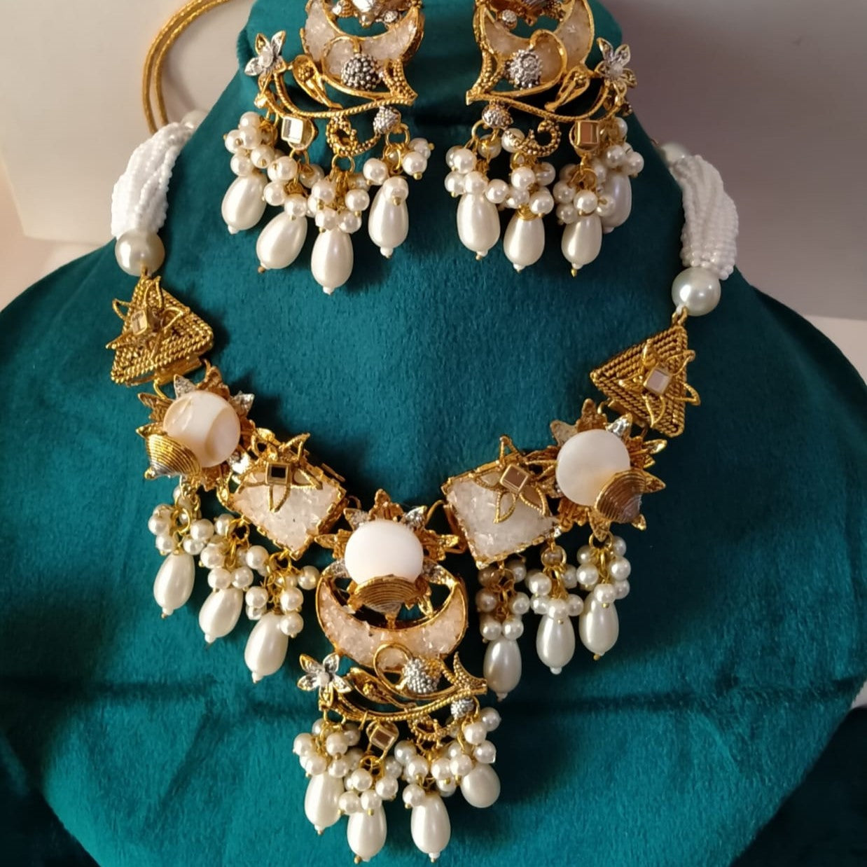 Egyptain Crystal Sets