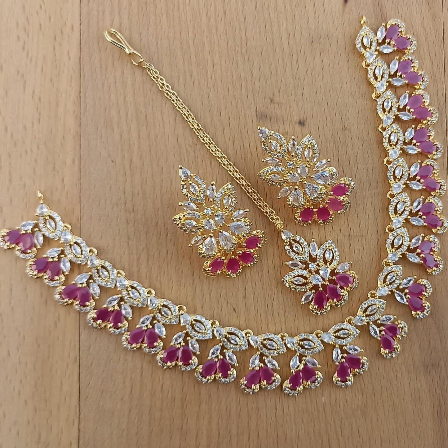 Stylish diamond style sets