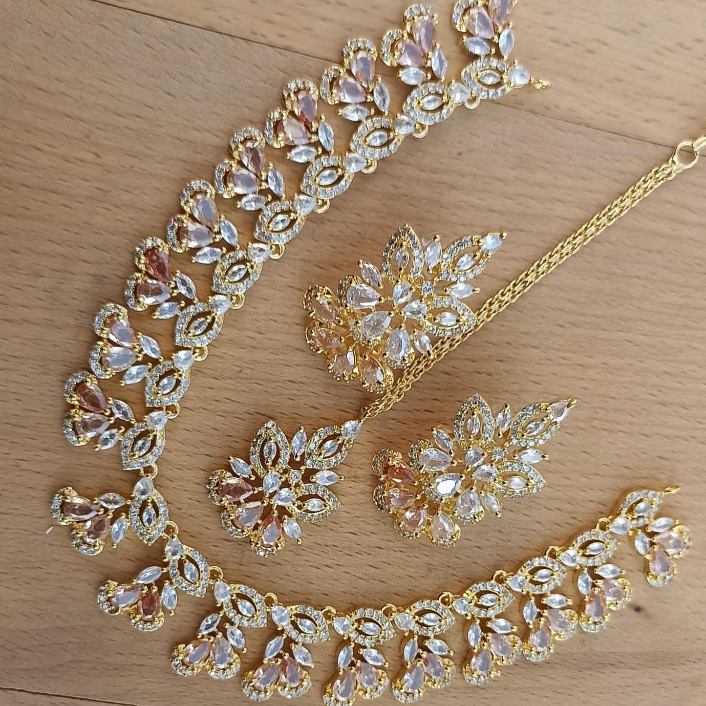 Stylish diamond style sets
