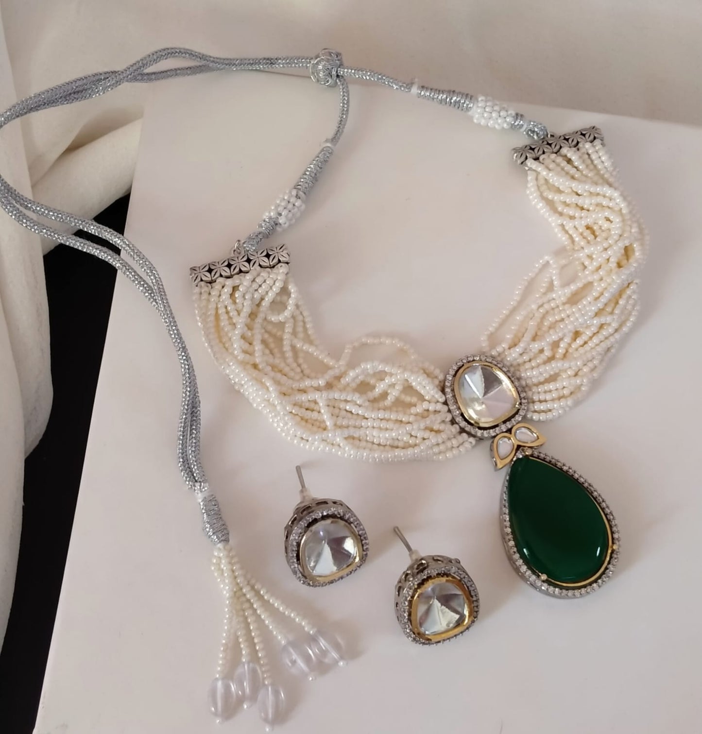 Trendy Choker Set