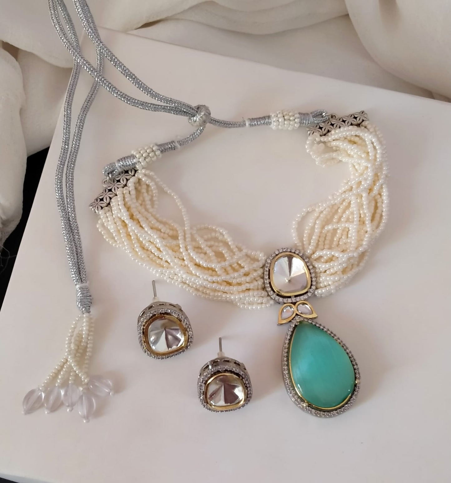 Trendy Choker Set