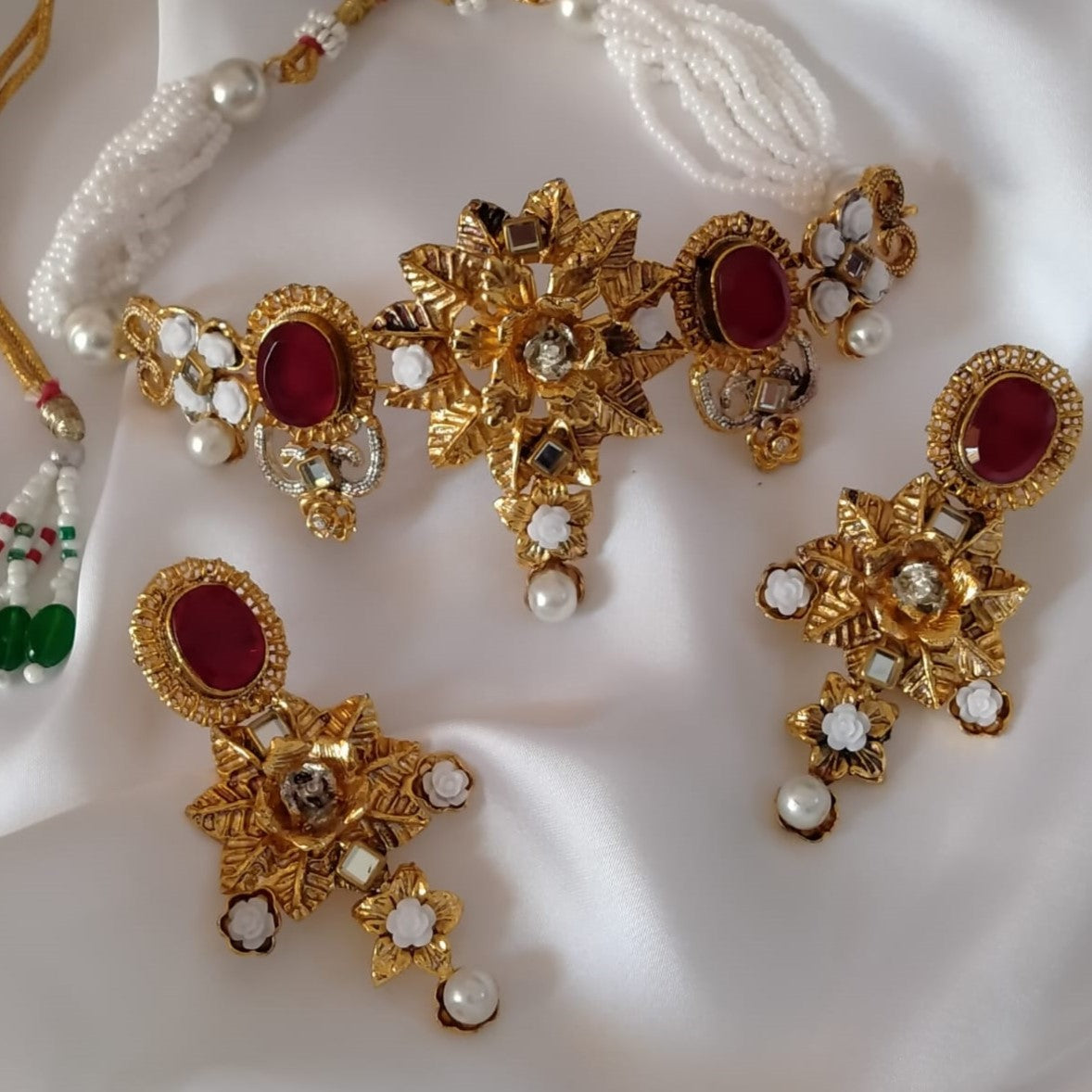 Perfect Choker Set