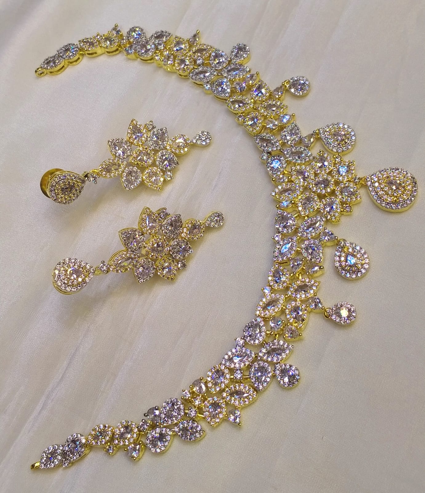 Zircon necklace sets