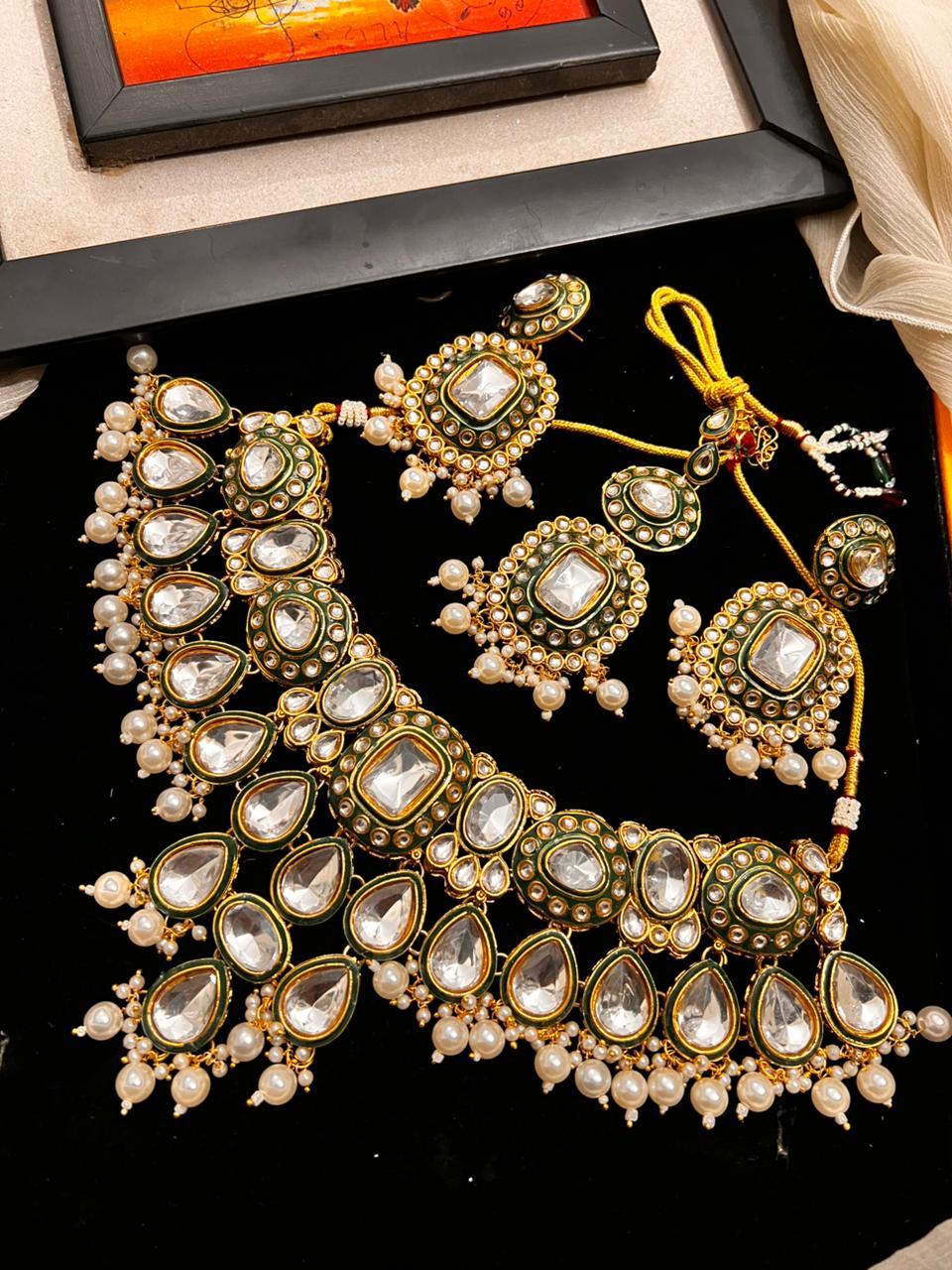 Farshi kundan necklace sets