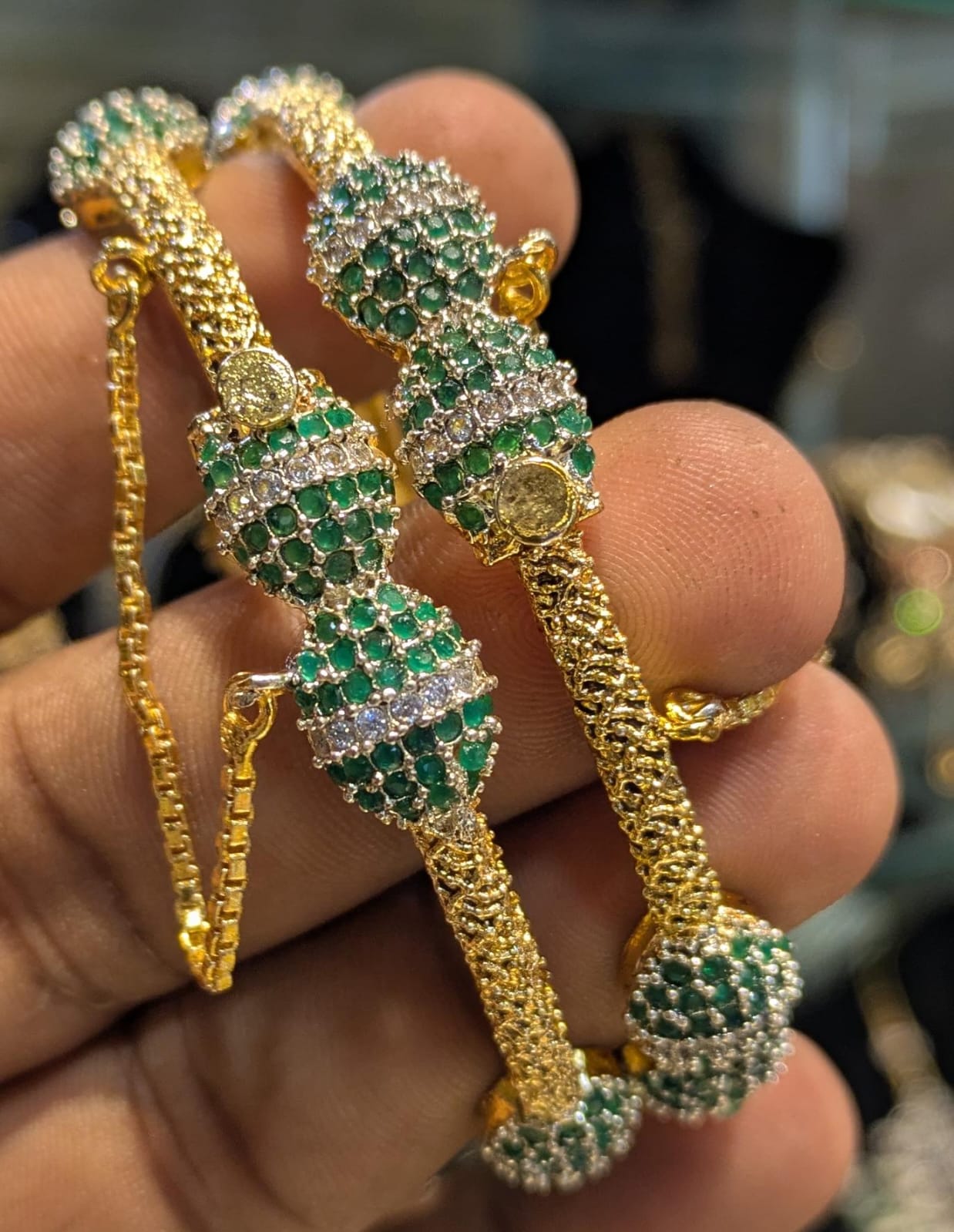 Gold plated 2 pc Bangles openable