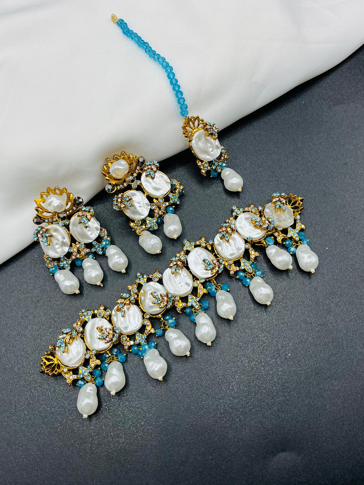 Mop Choker Set