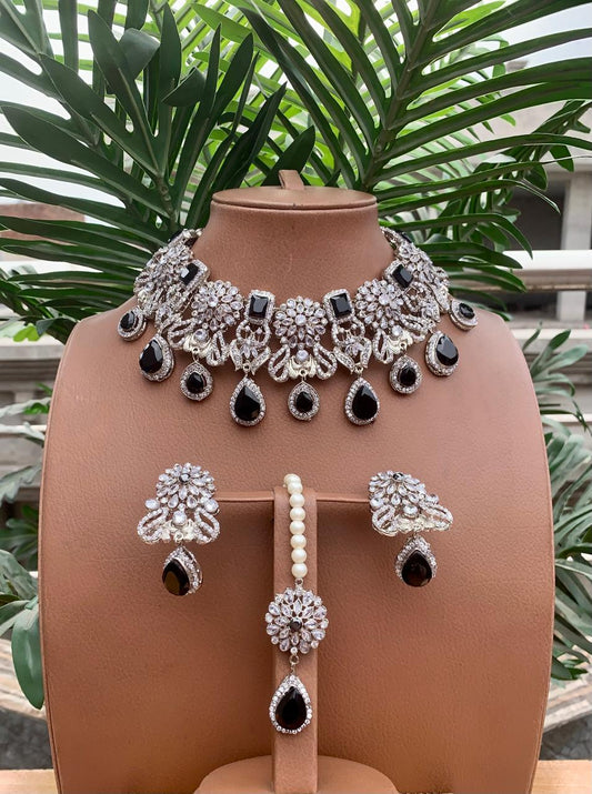 Beautiful necklace sets