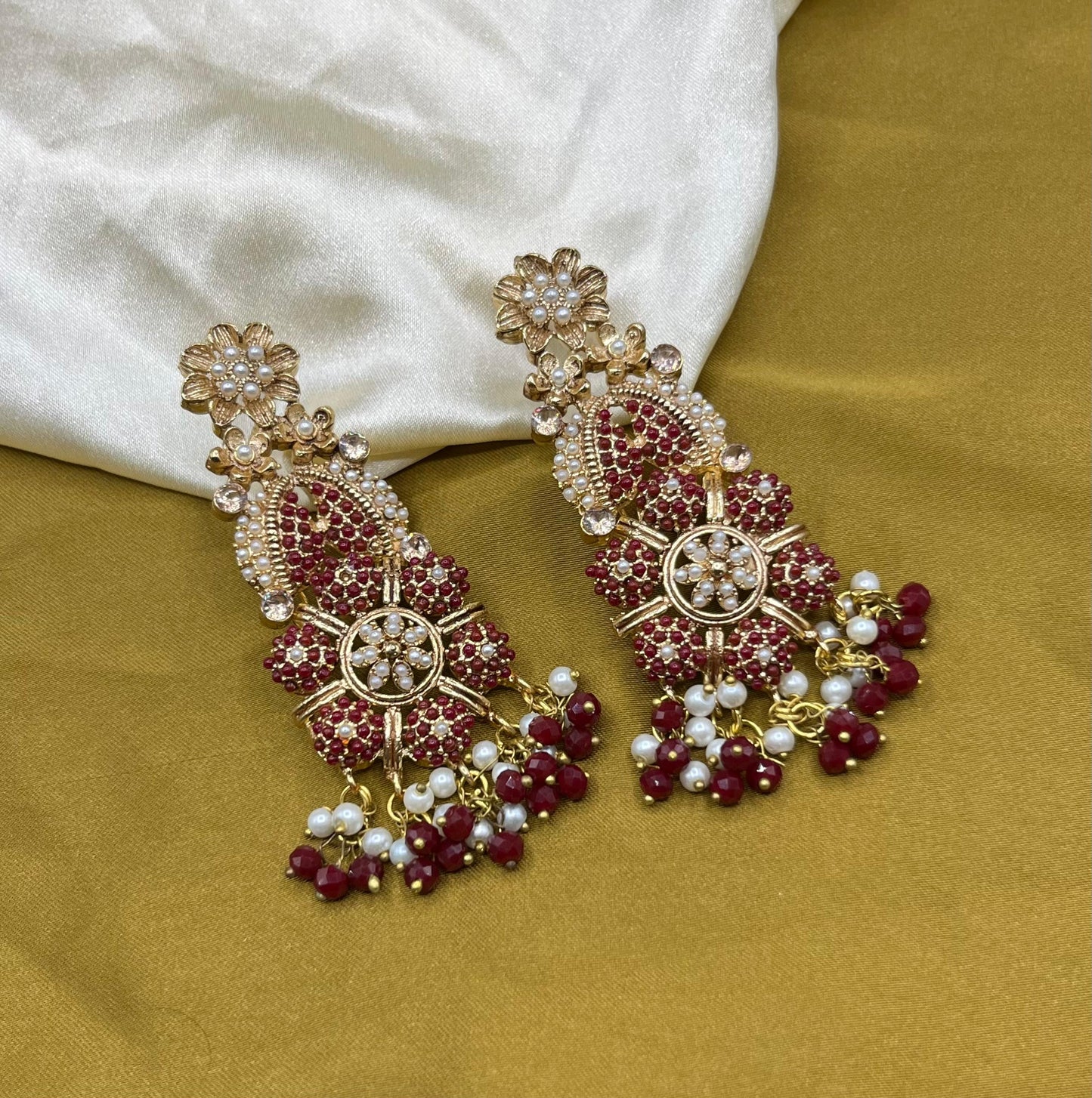 Earrings danglers