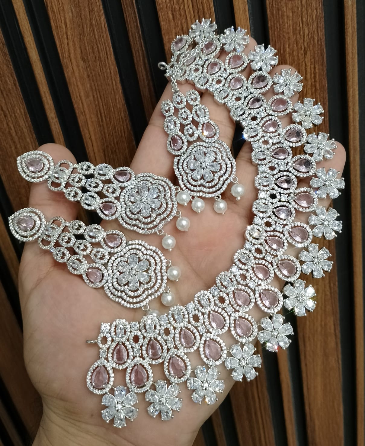 Zircon necklace set