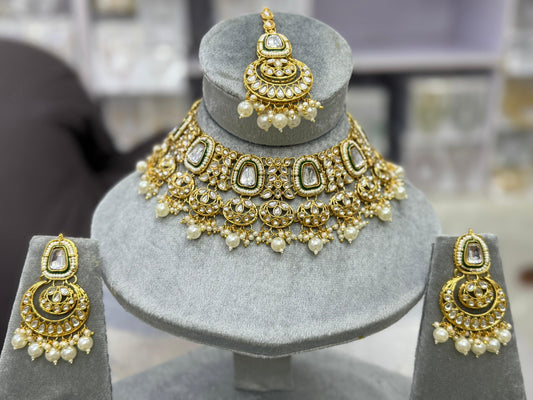 Kundan sets