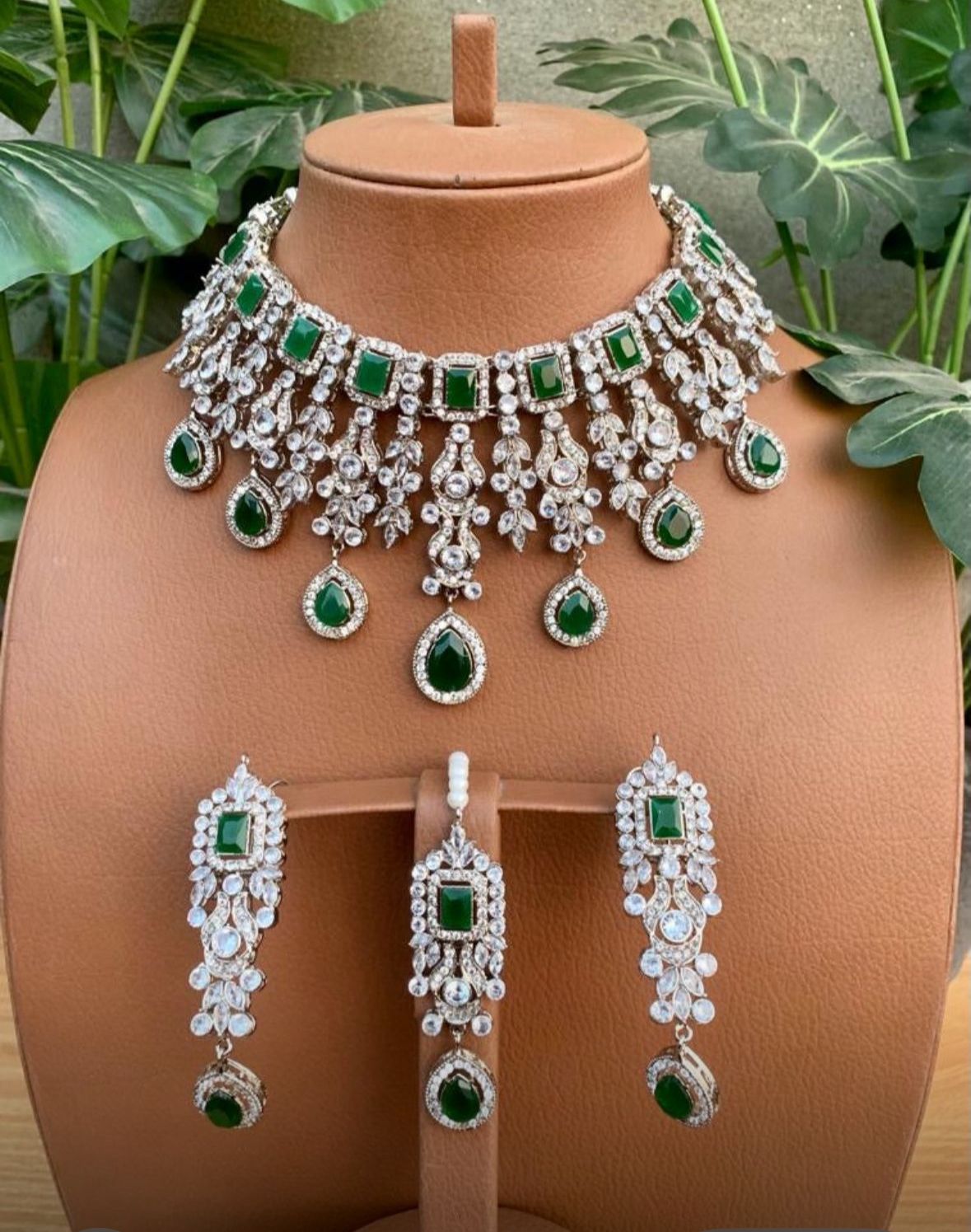 Green zircon bridal set