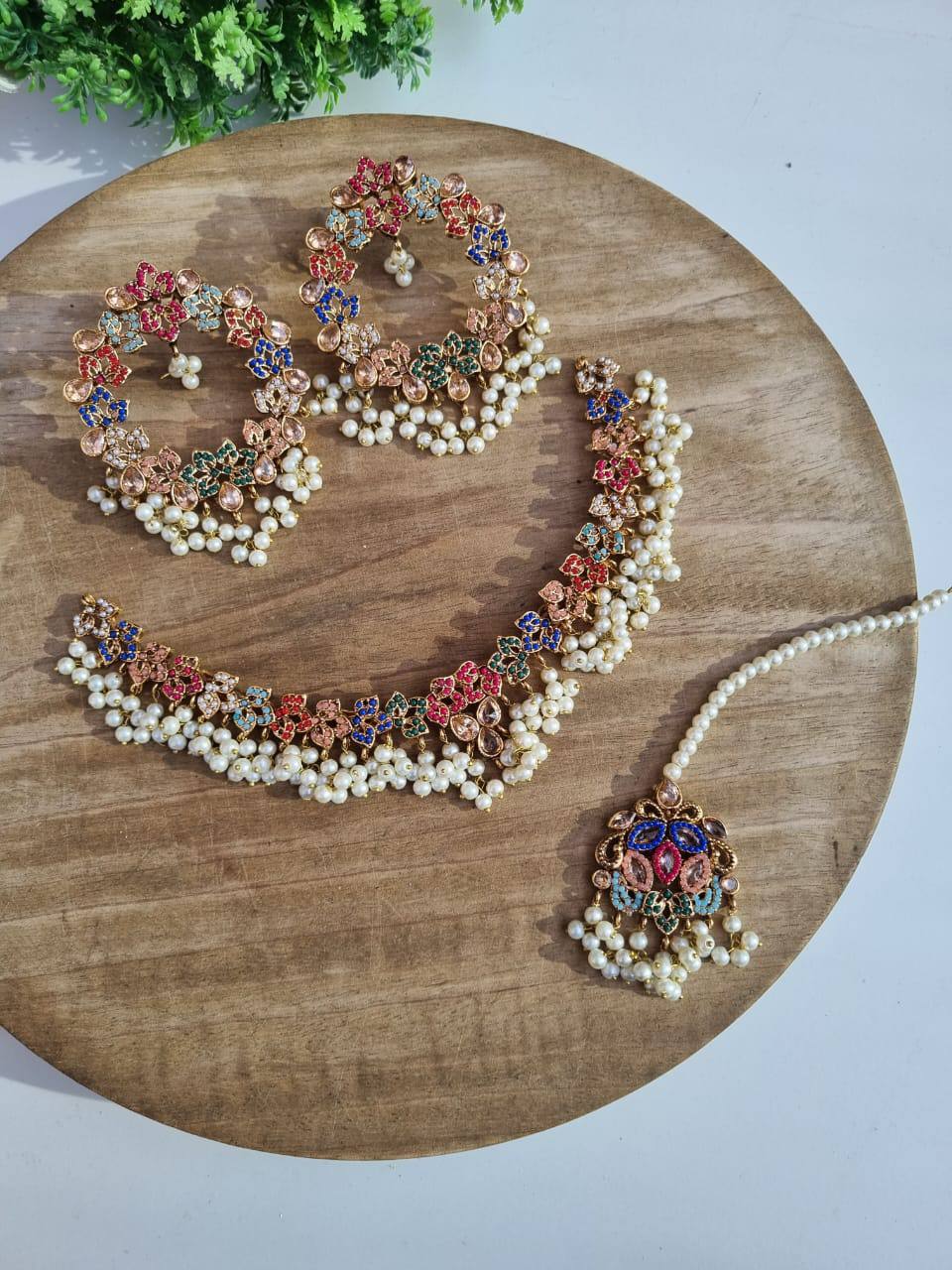 Most Beautiful New Fancy Designer Noratan Set with Tika